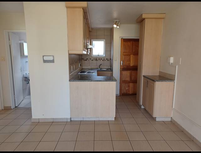 2 BEDROOM FLAT RENTED IN SYDENHAM